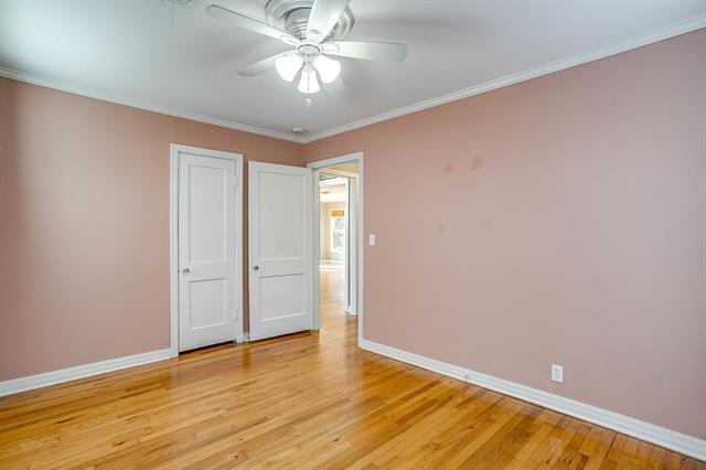 Building Photo - 4412 Calmont Ave