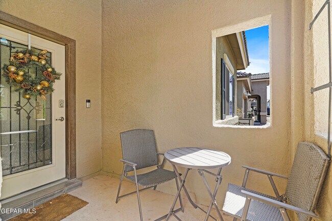 Building Photo - 13665 Lartington St