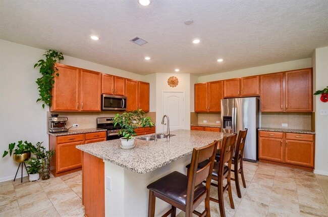 Building Photo - 3808 Canterbury Park Dr