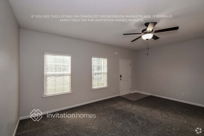 Building Photo - 431 Oasis Ln