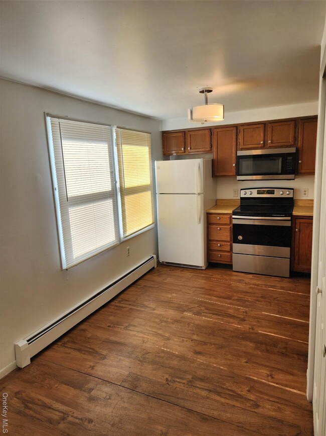 Building Photo - 3 Harbor Hill Ct