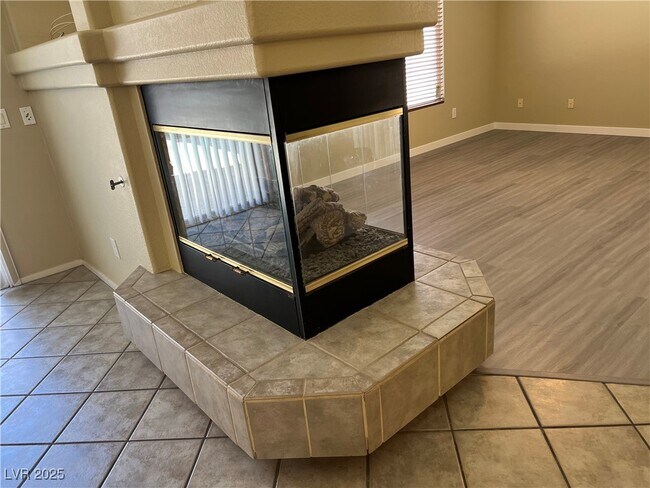 Building Photo - 7625 Good Fortune Ct