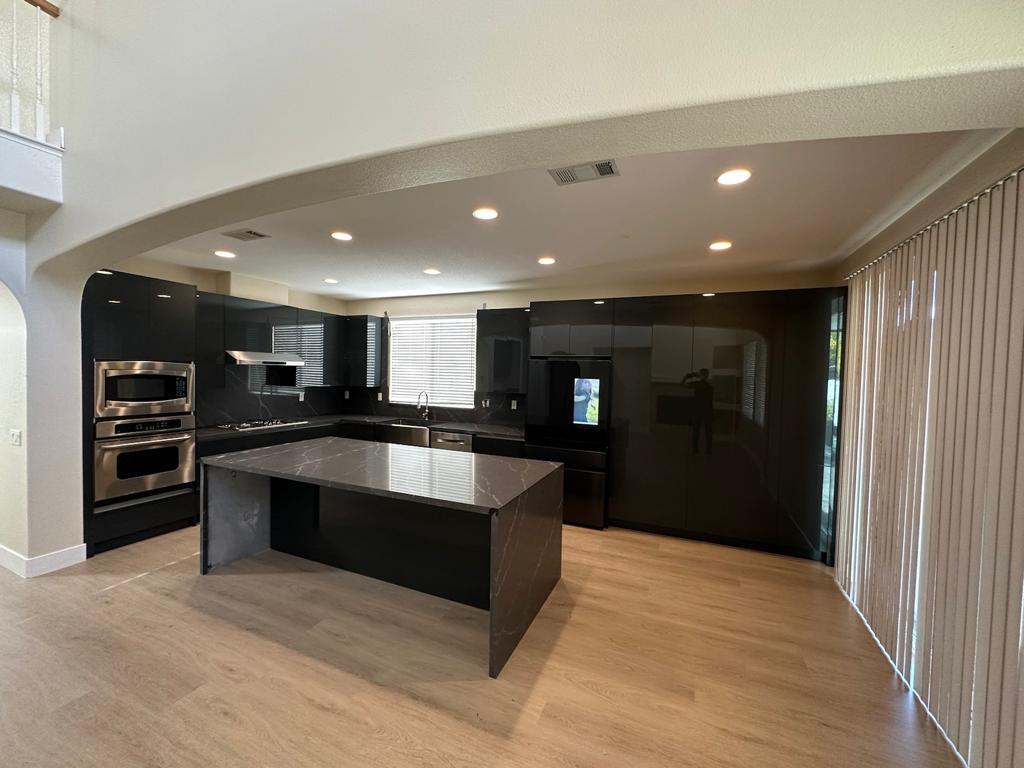 Building Photo - 45811 Honeysuckle Ct