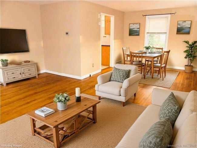 Building Photo - 12 W Rocks Rd