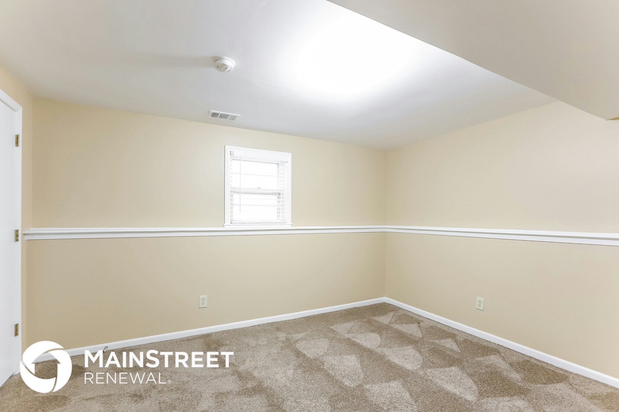 Building Photo - 1625 E Sheridan Bridge Ln