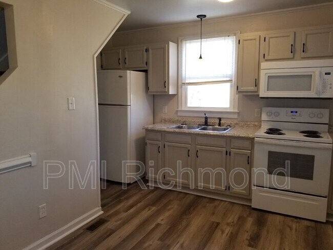 Building Photo - 1213 Keswick Ln