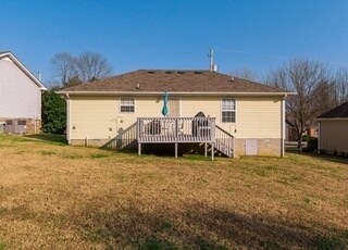 Building Photo - 220 Woodmaker Ct