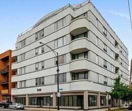 Building Photo - 4810 N Lavergne Ave