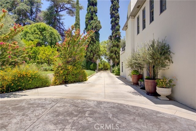 Building Photo - 1205 W Highland Ave