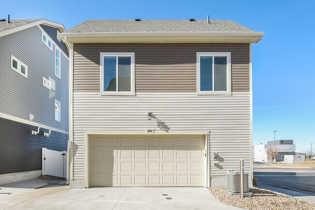 Building Photo - 4748 N Tower Ct