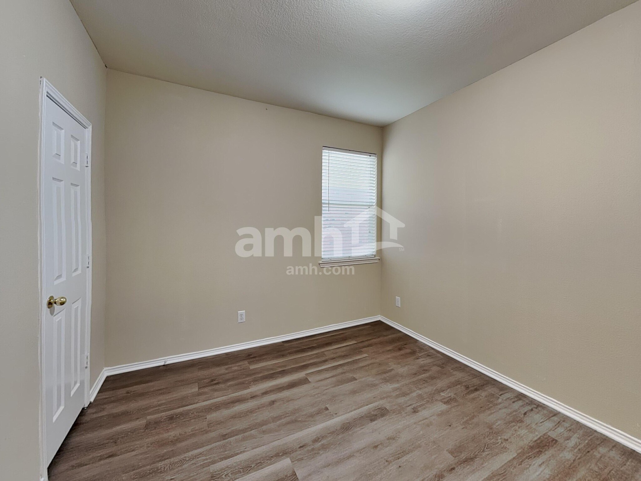 Building Photo - 1941 Wild Horse Way