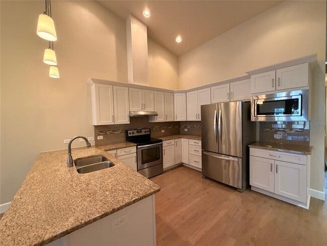 Building Photo - 1084 NW 126 Way