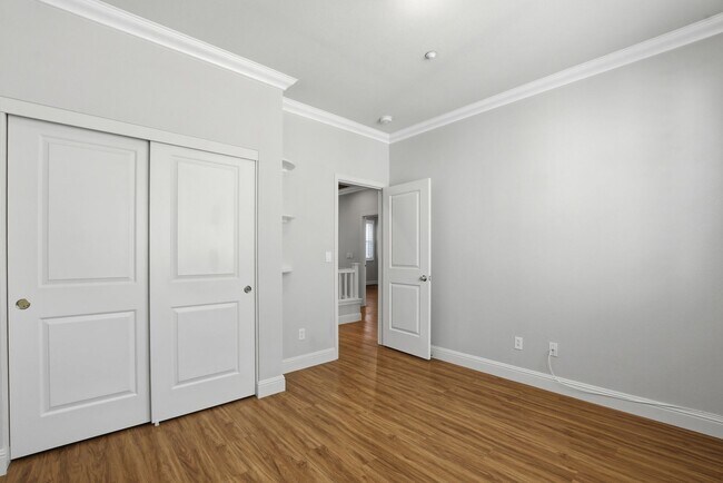 Building Photo - 4 Bed 3 Bath Single Family Home in Napa