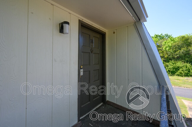 Interior Photo - Camelot Apartments