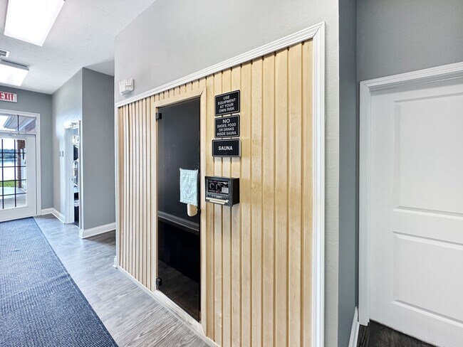 Building Photo - Luxe 1-Bedroom Haven: Serene Lakeside Livi...