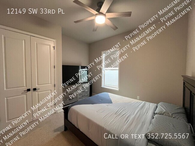 Building Photo - 12149 SW 33rd Pl