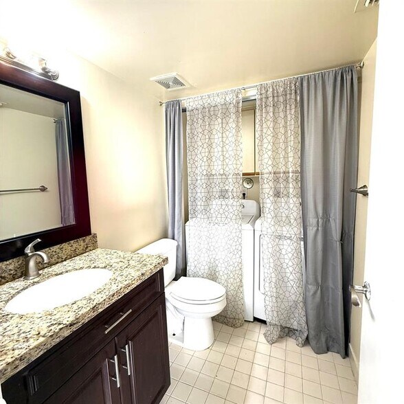 Building Photo - 8466 S Coral Cir
