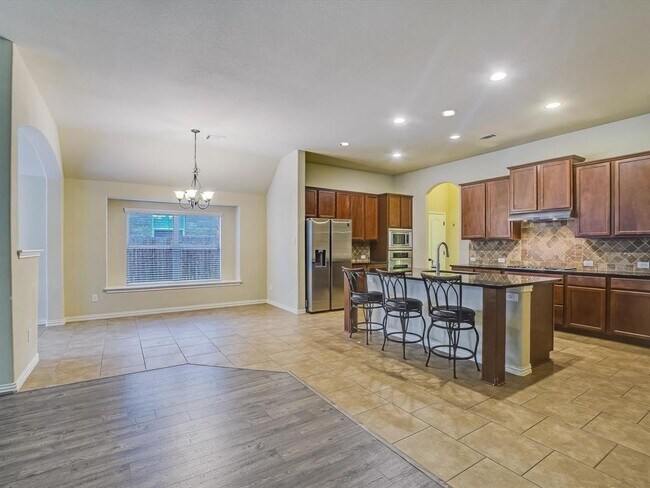Building Photo - 452 Monahans Dr