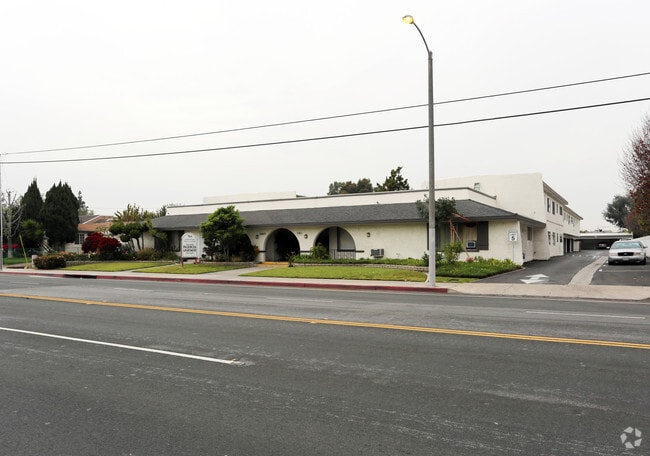 Primary Photo - Palencia Apartments