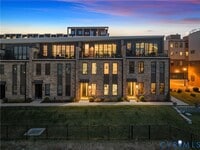 Building Photo - 444 W 6th St