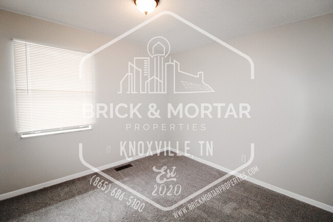 Building Photo - 2105 Belle Terra Rd