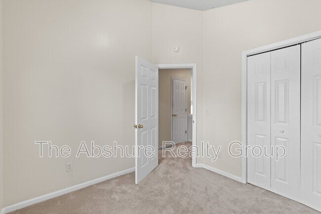 Building Photo - 4224 Lake Woodard Dr