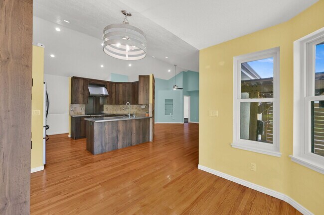 Building Photo - 5108 E Wolf Rdg Cir