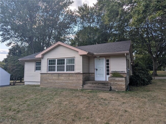 Primary Photo - 602 Longmere Dr
