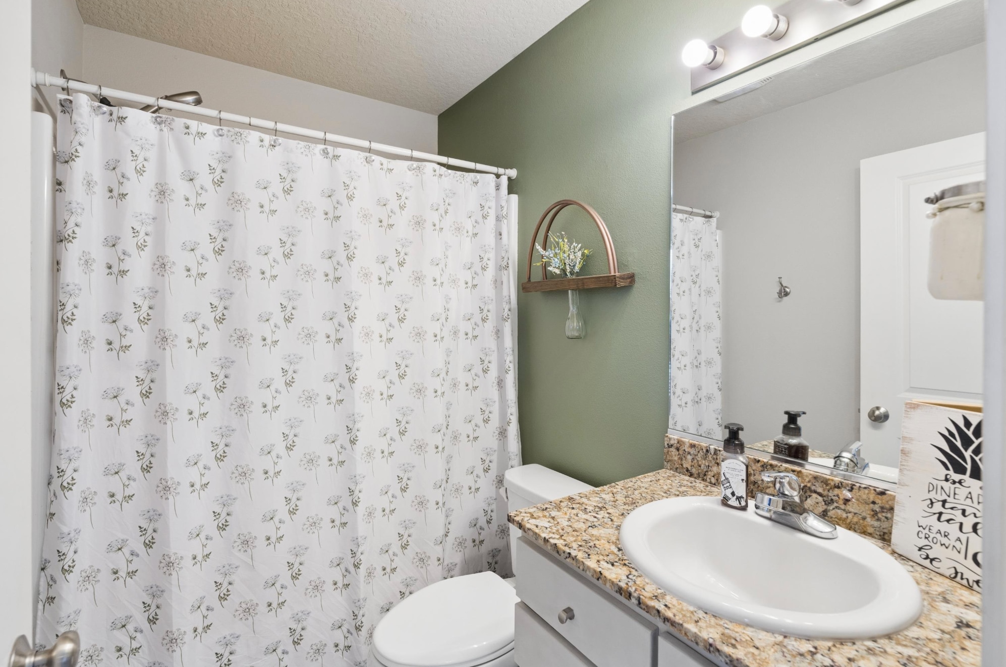 Bath room - 301 SE 11th St
