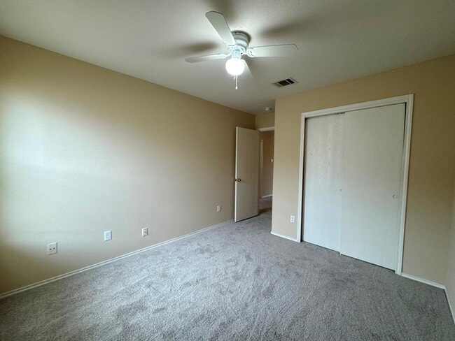 Building Photo - 209 Katy B Ln