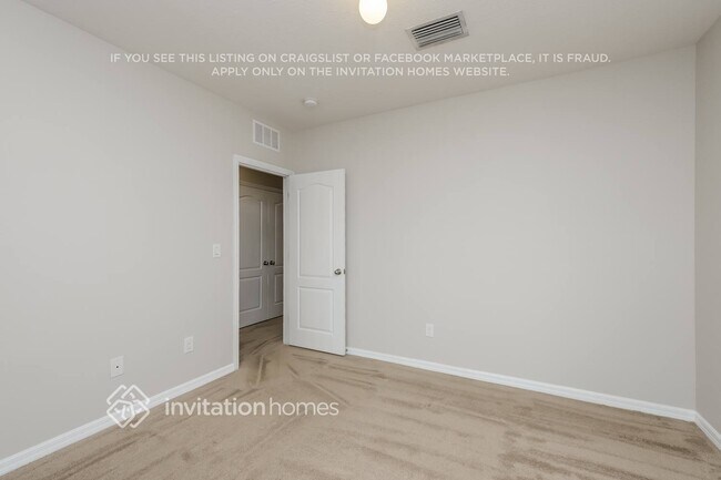 Building Photo - 10424 Yellow Spice Ct