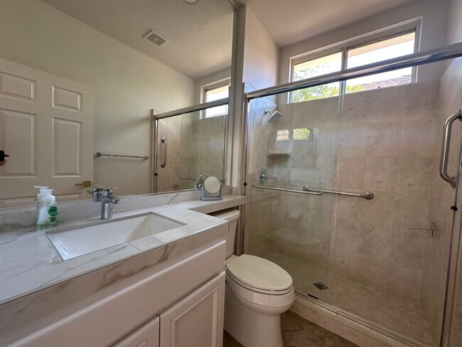Building Photo - 78284 Rainbow Dr