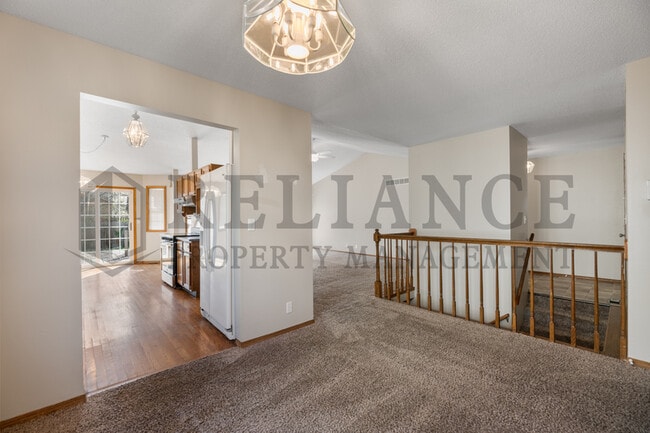 Building Photo - 3826 N Cranberry St