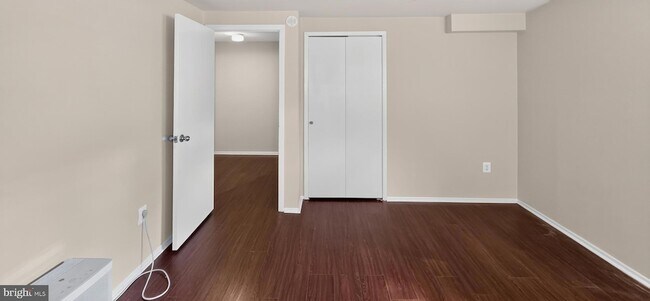 Building Photo - 9814 Rainleaf Ct