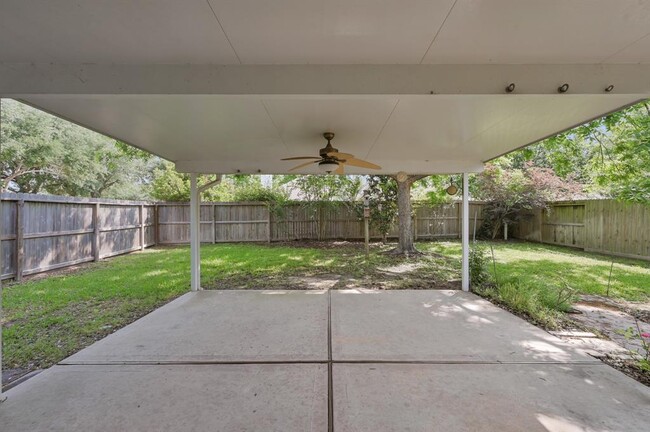 Building Photo - 32503 Hadden Park Ct