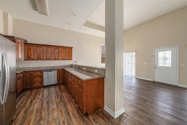 Building Photo - 9519 Citrus Glen Pl