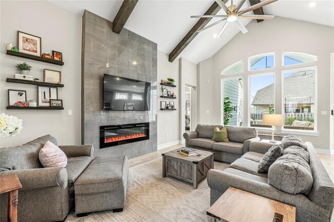 Building Photo - 533 Mallow Rd