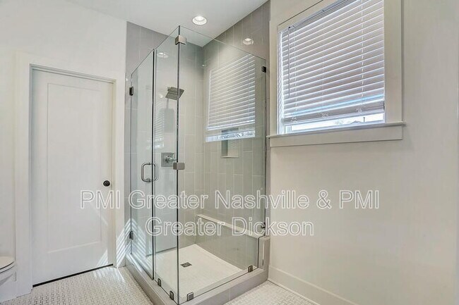 Building Photo - 1113 Park St