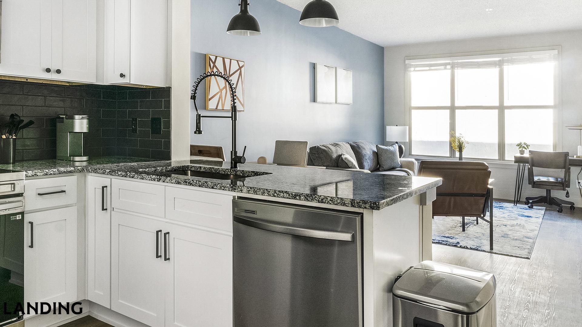 Building Photo - 49 Boulevard SE