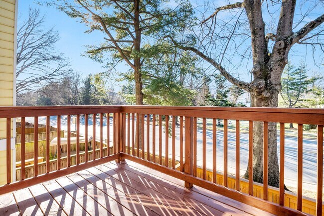 Building Photo - 1534 Lowell Ct