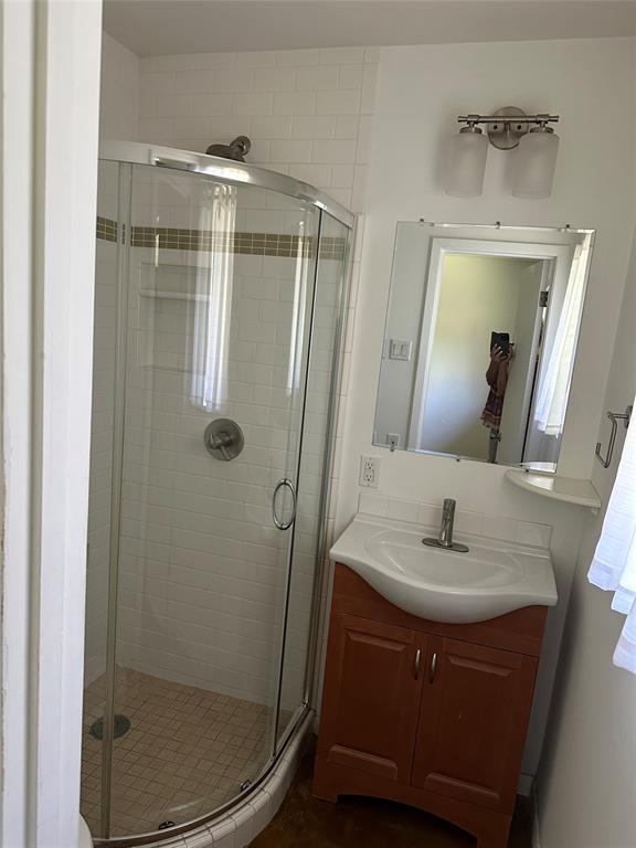 Building Photo - 4503 Clawson Rd