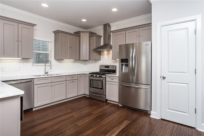 Building Photo - 6516 W Pleasant Way