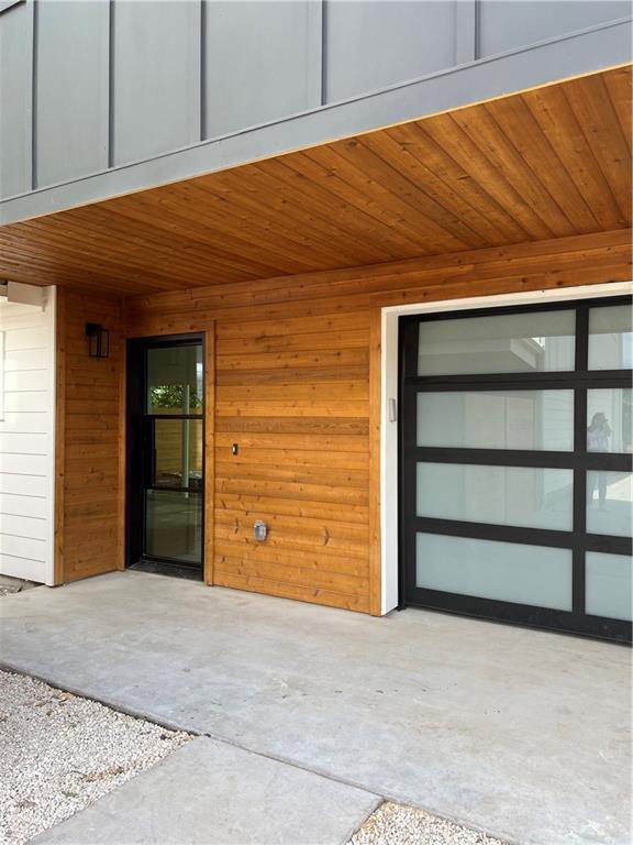 Building Photo - 2813 Prado St