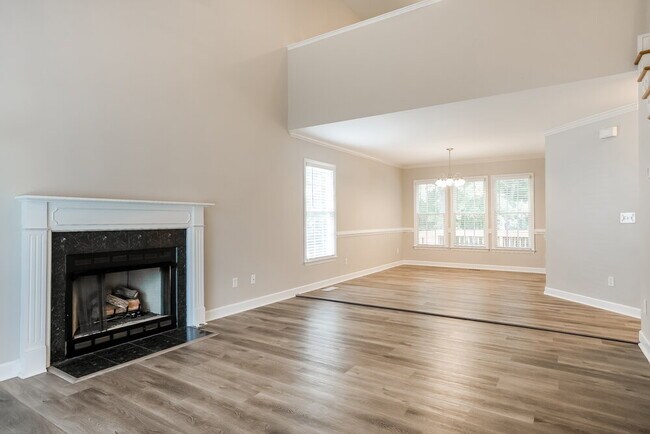 Building Photo - 508 S Allen Rd