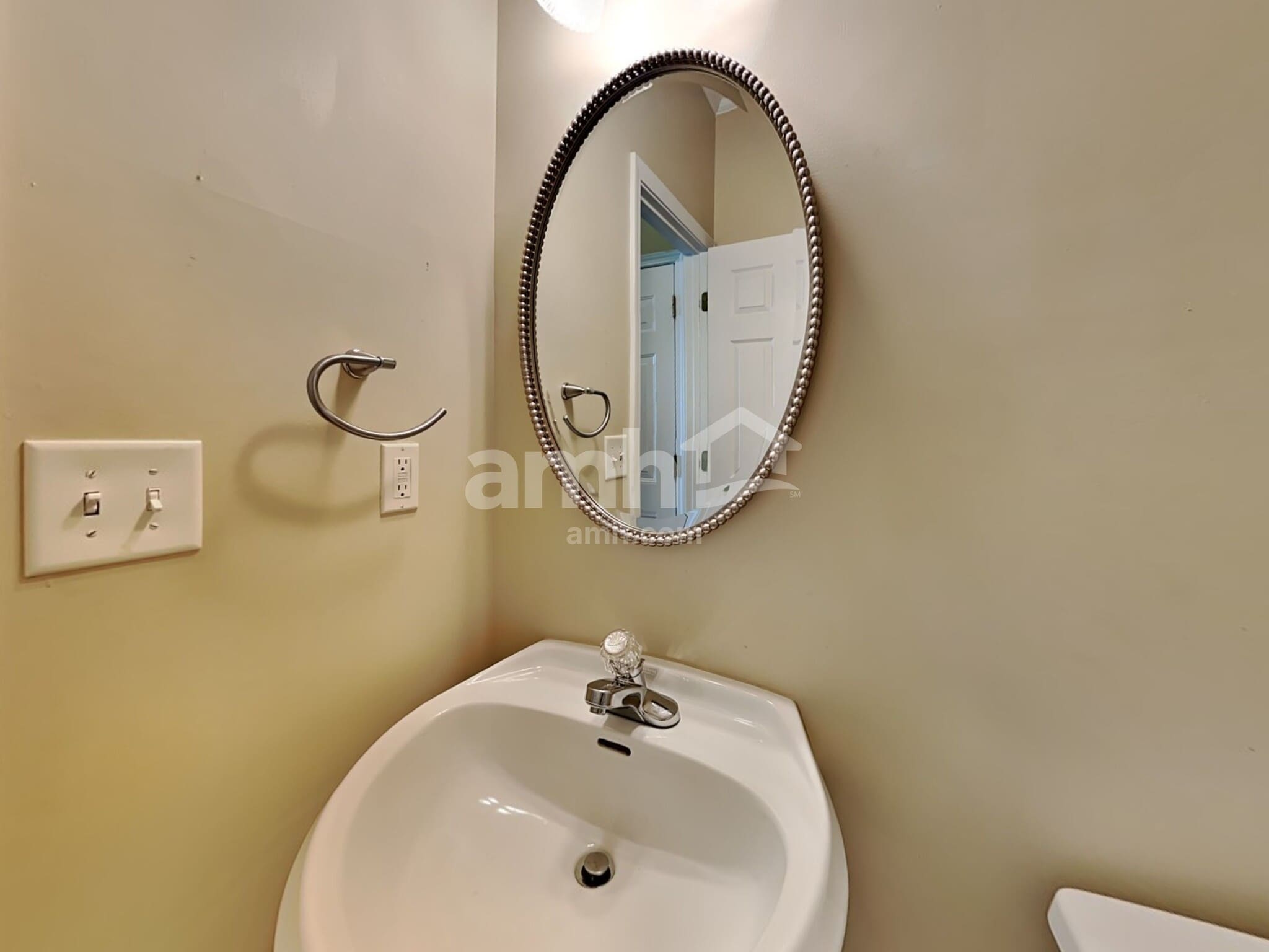 Building Photo - 311 Barberry Pl