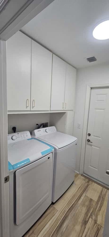 Building Photo - 15941 Mellen Ln