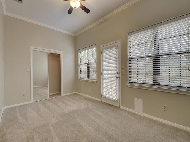 Building Photo - 7500 Canna Cove