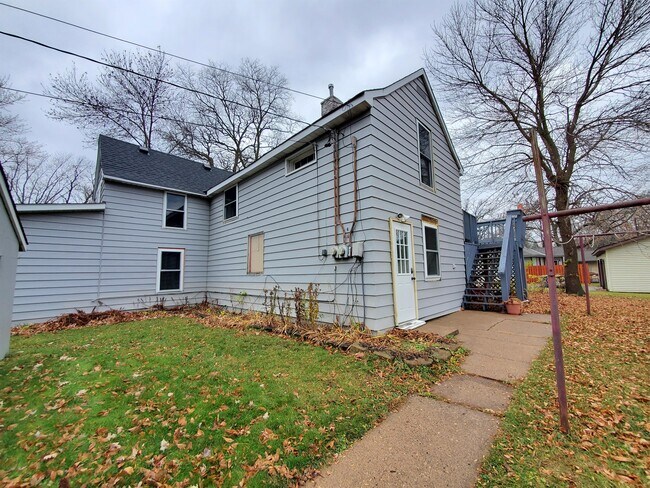 Building Photo - 5346 Eagle St