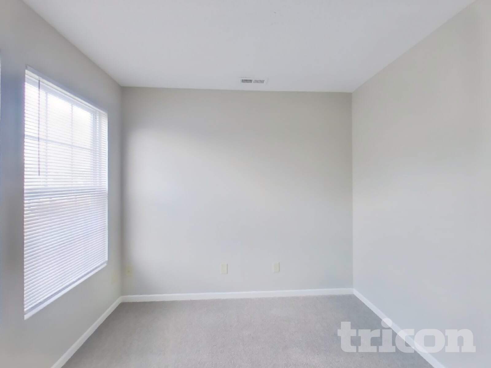 Building Photo - 8243 S Rising Sun Dr