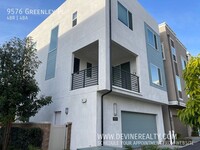 Building Photo - Modern 4-Bedroom, 4-Bathroom Home in The R...